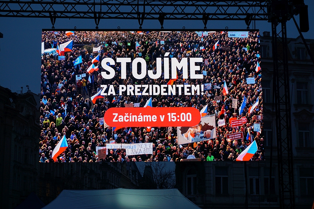 Die Protestveranstaltung lief unter dem Motto: "Wir stehen hinter dem Präsidenten".
