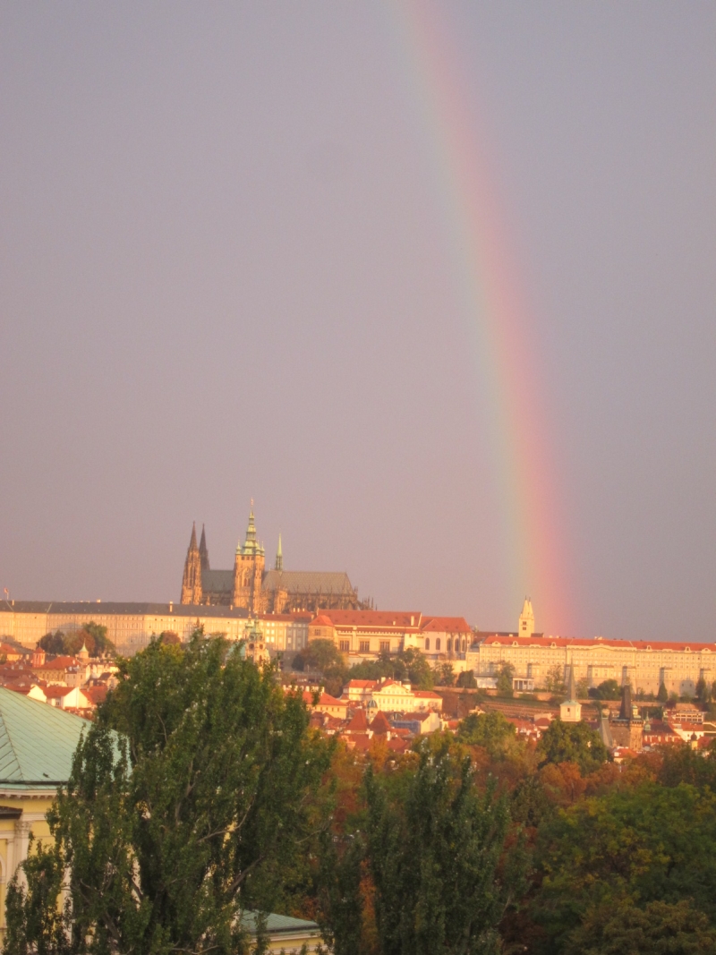 Himmlische Zeichen über dem Hradschin. 